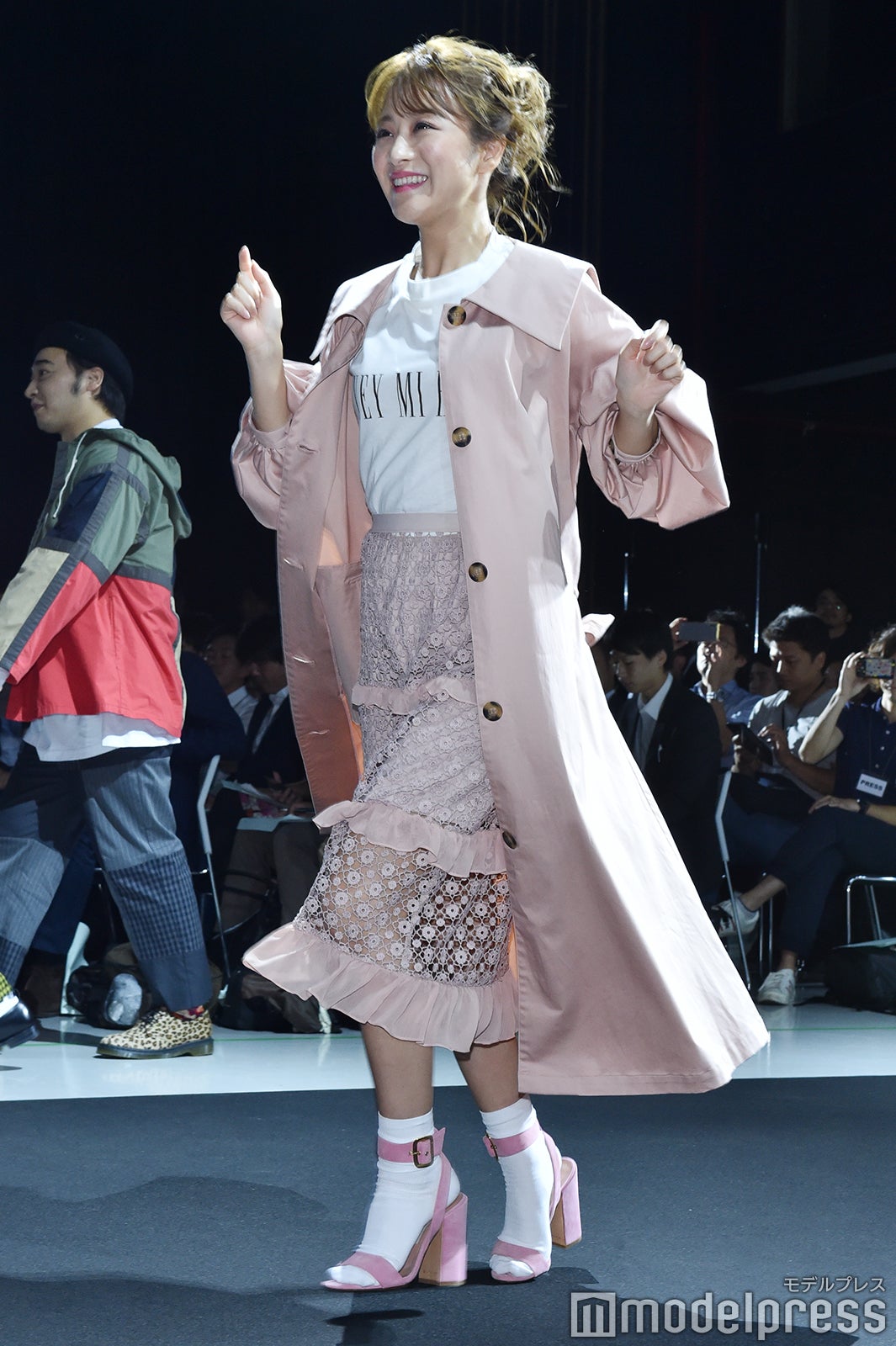 鈴木奈々（C）モデルプレス