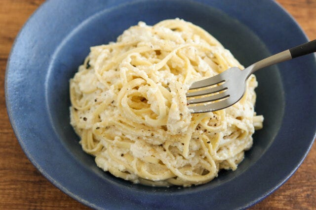 豆腐のスパゲッティ　フォークに巻く
