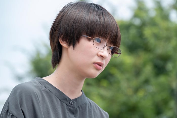 石川瑠華「犬と屑」第7話より(C)朝賀庵/講談社/「犬と屑」製作委員会・MBS