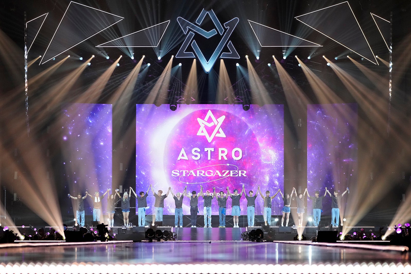 ASTRO（提供写真）