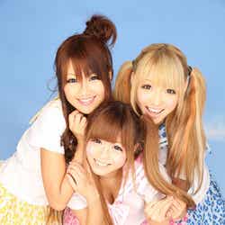 3人で活動していたころのGALDOLL(坂井樹乃、西永嶺花、江崎ななほ)