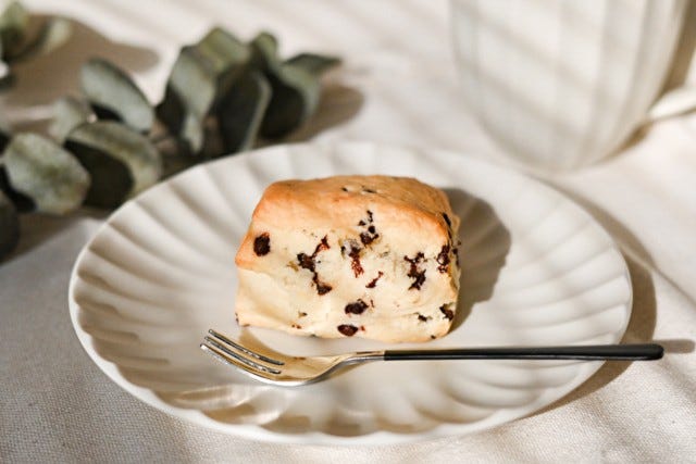 月2回の営業でも行列が絶えない！和歌山で話題の「スコーン専門店」