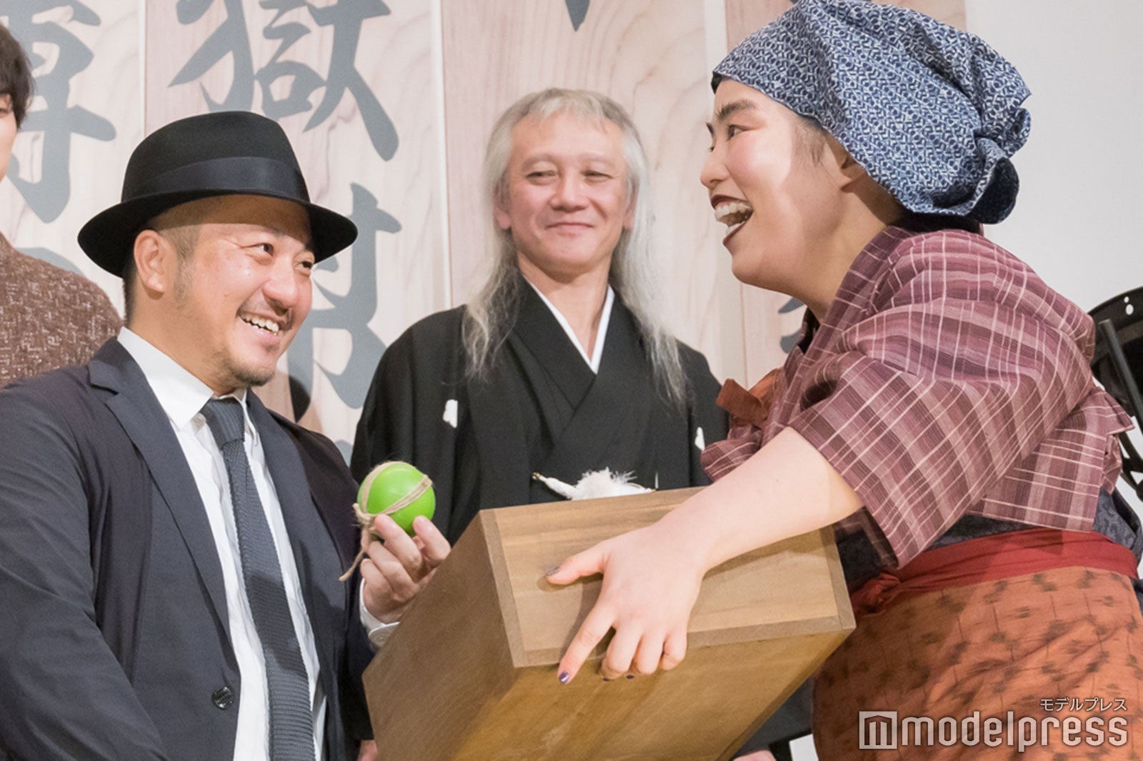 白石和彌監督、ゆりやんレトリィバァ（C）モデルプレス