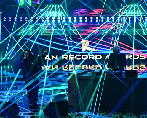 Creepy Nuts「優秀作品賞」受賞で2曲披露 安住アナからトークの“速さ”褒められる【第66回輝く!日本レコード大賞】