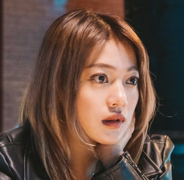 希代彩(C)セモトちか/MIXER/集英社 (C)「サレタガワのブルー」製作委員会・MBS