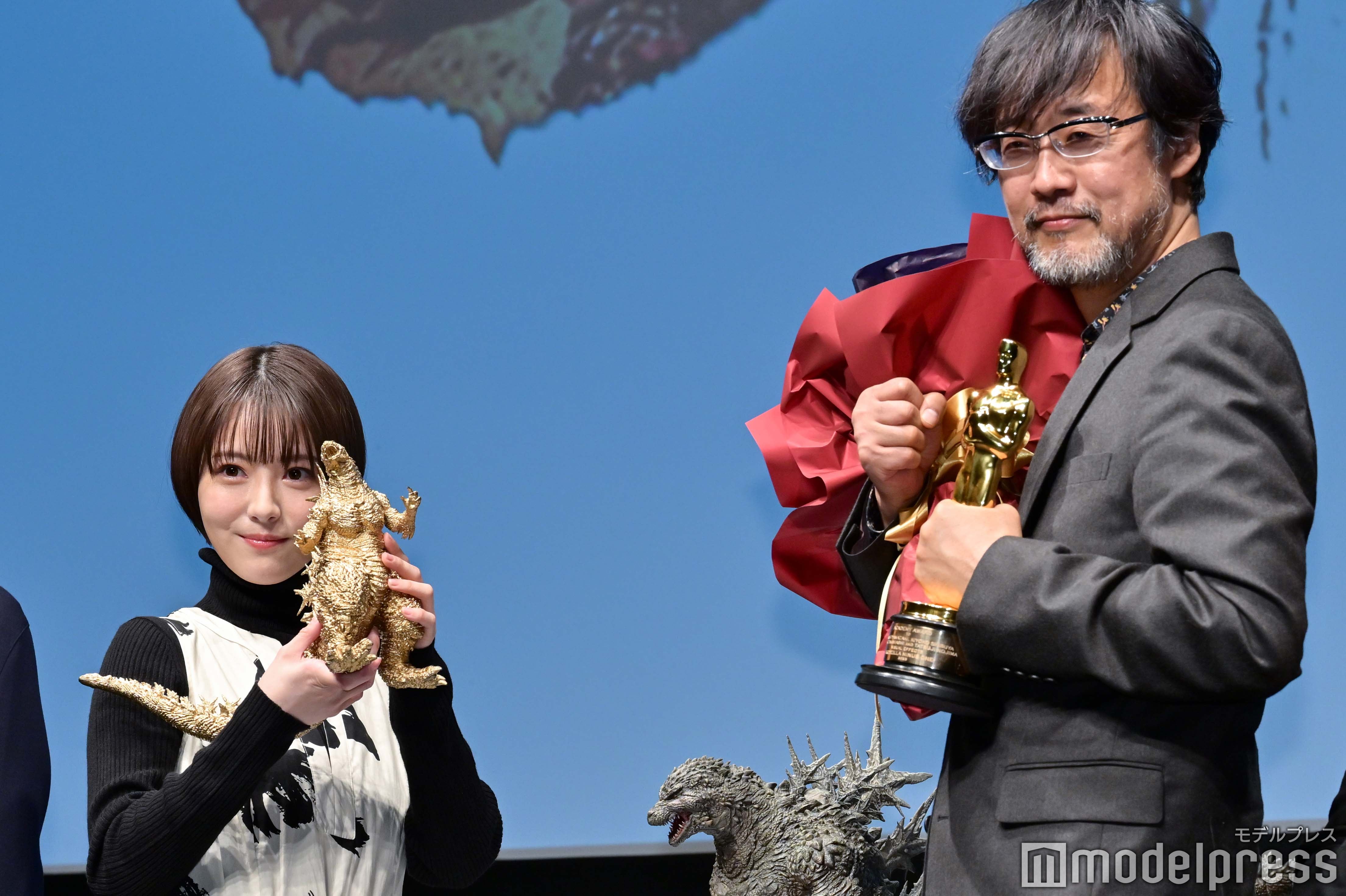 浜辺美波、山崎貴監督（C）モデルプレス