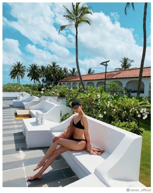 菜々緒、ビキニショットで美ボディ披露 絶賛の声相次ぐ