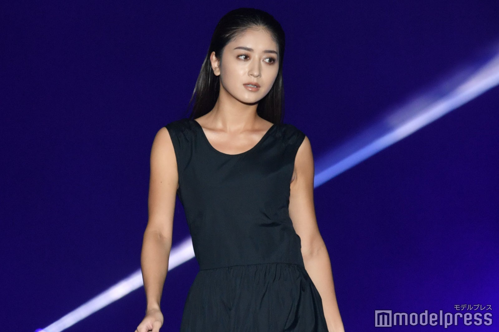 （C）モデルプレス