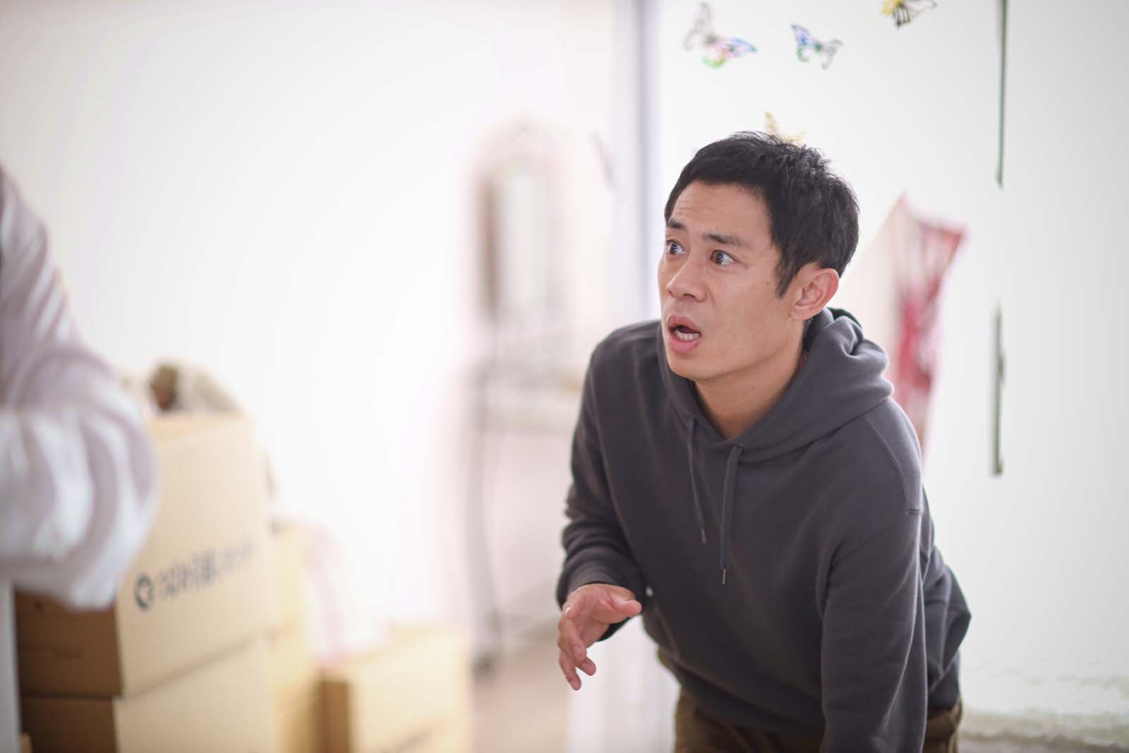 伊藤淳史「離婚しない男―サレ夫と悪嫁の騙し愛―」第6話より（C）テレビ朝日