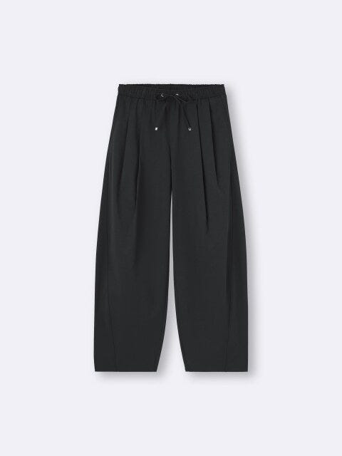 バレルレッグプルオンパンツ 2025gu夏黒バレルレッグプルオンパンツ