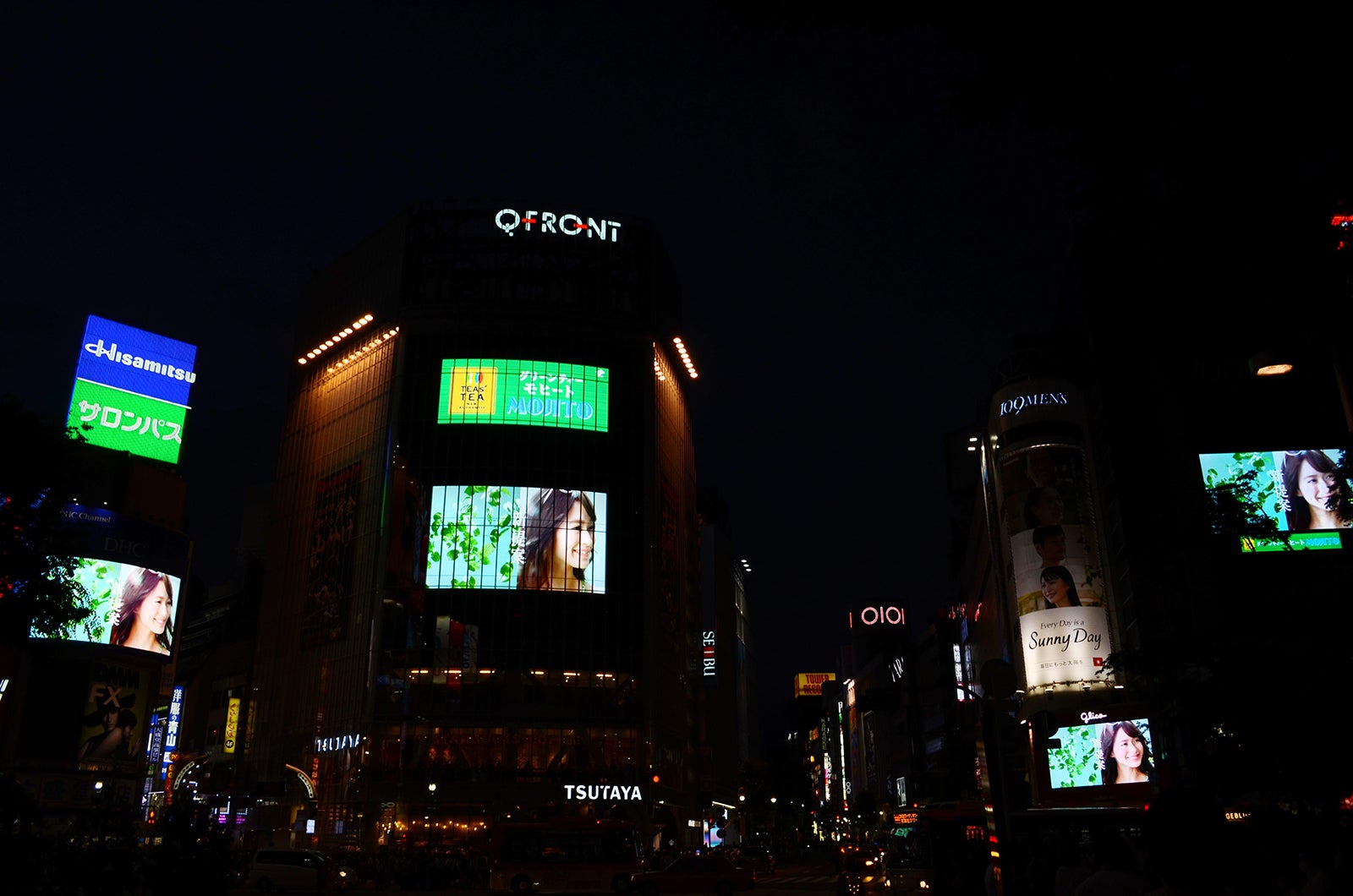 渋谷のビジョンを“グリーンティーモヒート”がジャック