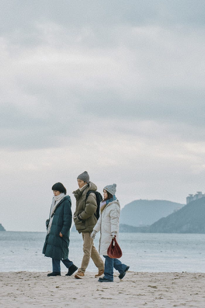 松たか子、松坂桃李、多部未華子「スロウトレイン」(C)TBS