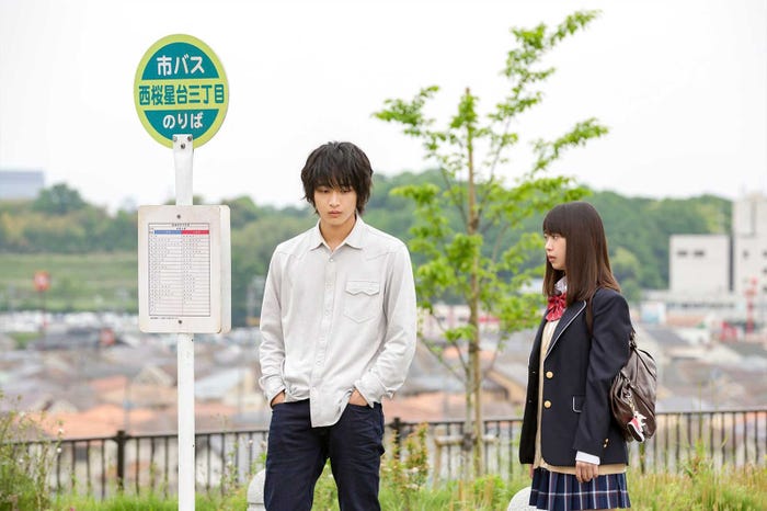 佐藤寛太、森川葵 (C)2017「恋と嘘」製作委員会 (C)ムサ ヲ/講談社