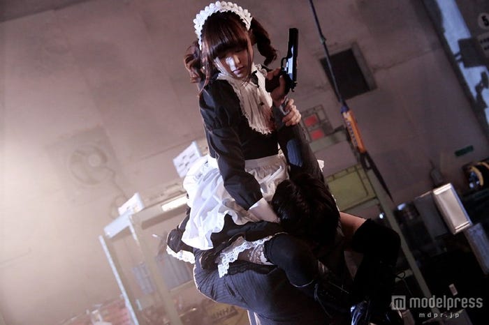 オリジナルキャラクターのメイド・リン役を演じた山本美月(c)2014 枢やな/スクウェアエニックス(c)2014 映画「黒執事」製作委
