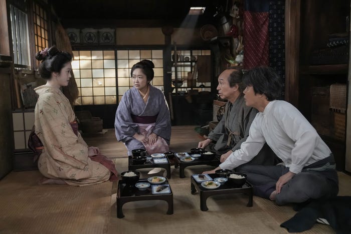 高石あかり、池脇千鶴、小日向文世、岡部たかし「ばけばけ」第55話(C)NHK