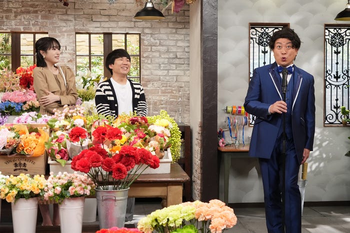 (左から)高橋ひかる、秋山寛貴、松尾駿(C)フジテレビ