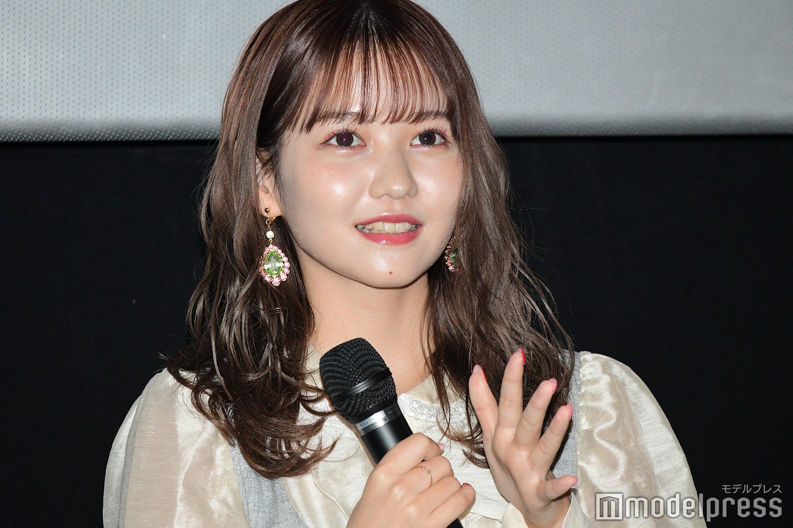 佐藤ノア、“美腹筋”披露で新たな一面「振り幅がすごい」「美しい」と反響続々