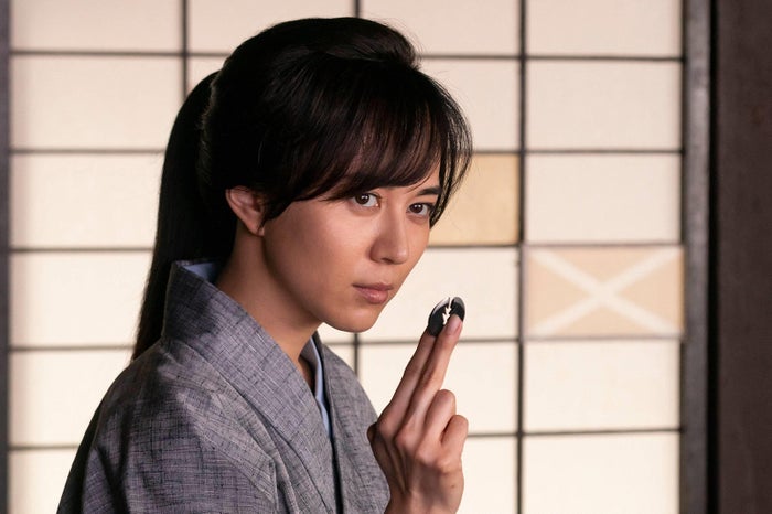 貫地谷しほり ラブシーンに期待 斎藤工 比嘉愛未らの印象明かす 剣客商売 手裏剣お秀 モデルプレス 貫地谷しほり ラブシーンに期待 斎藤工 比嘉愛未らの印象明かす 剣客商売 手裏剣お秀 モデルプレス