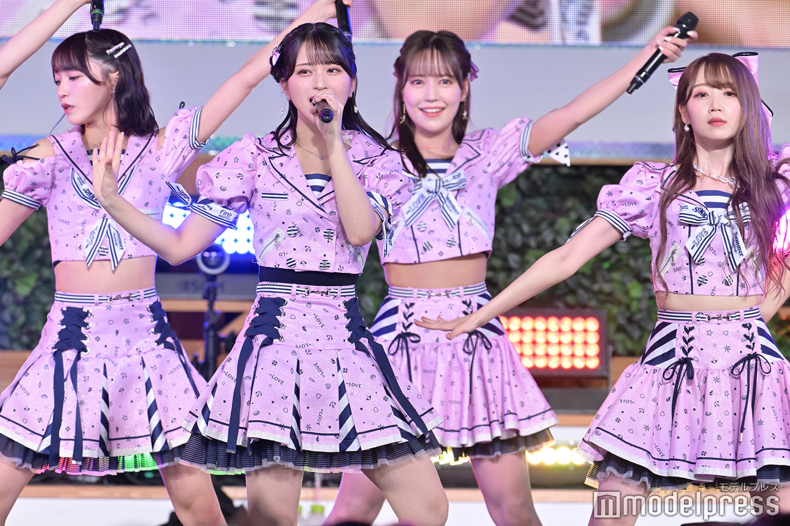 ＝LOVE（C）モデルプレス