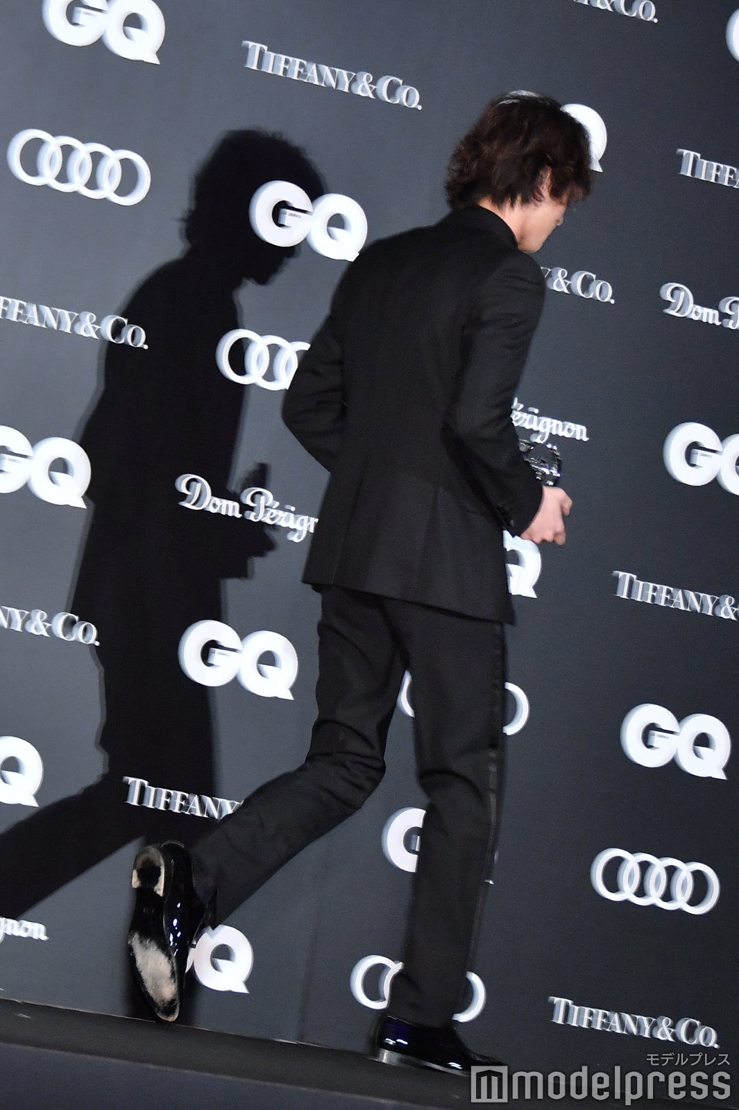 横浜流星、後ろ姿 （C）モデルプレス