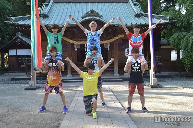 超特急がチアリーディングで魅せる（C）2015「サイドライン」製作委員会【モデルプレス】