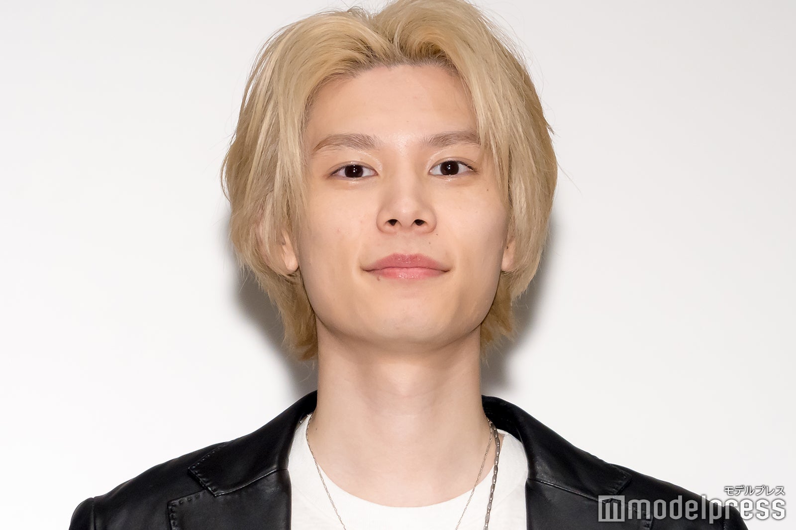 萩原利久、カメラマンとしての北村匠海 撮られる側から感じた“彼らしさ”「限りなく匠海の手のひらに乗っていたような感覚」