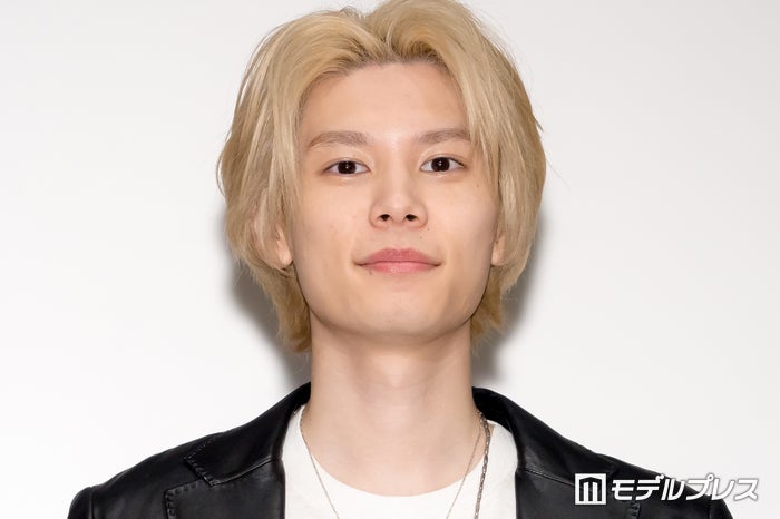 萩原利久、カメラマンとしての北村匠海 撮られる側から感じた“彼らしさ”「限りなく匠海の手のひらに乗っていたような感覚」