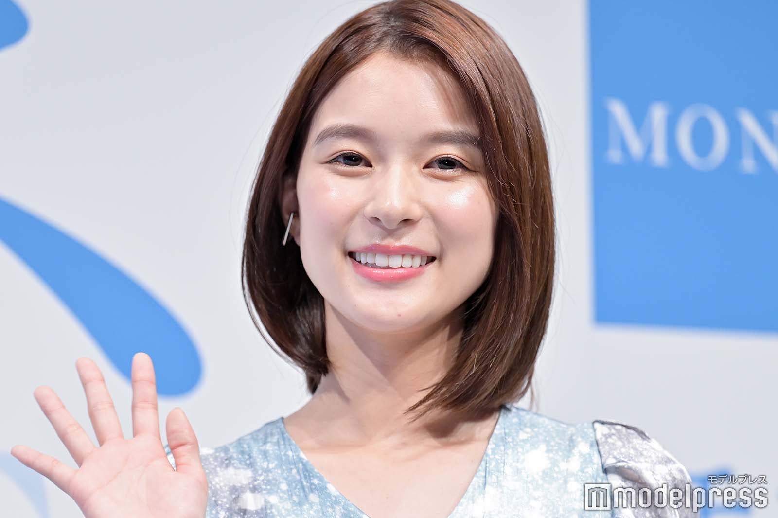 めおと日和」芳根京子＆本田響矢、アクスタと本人の2ショットに