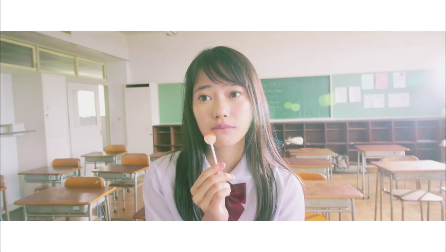 小川あん／井上苑子「だいすき。」MVより（画像提供：所属事務所）