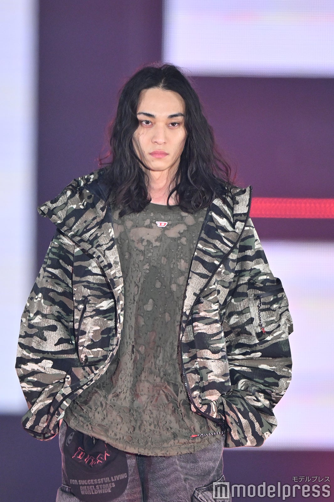 （C）モデルプレス