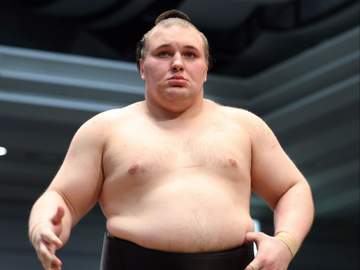 安青錦3場所ぶり3度目の優勝 霧島、熱海富士との優勝決定ともえ戦制す 1場所での大関復帰と同時V、特例復帰では初