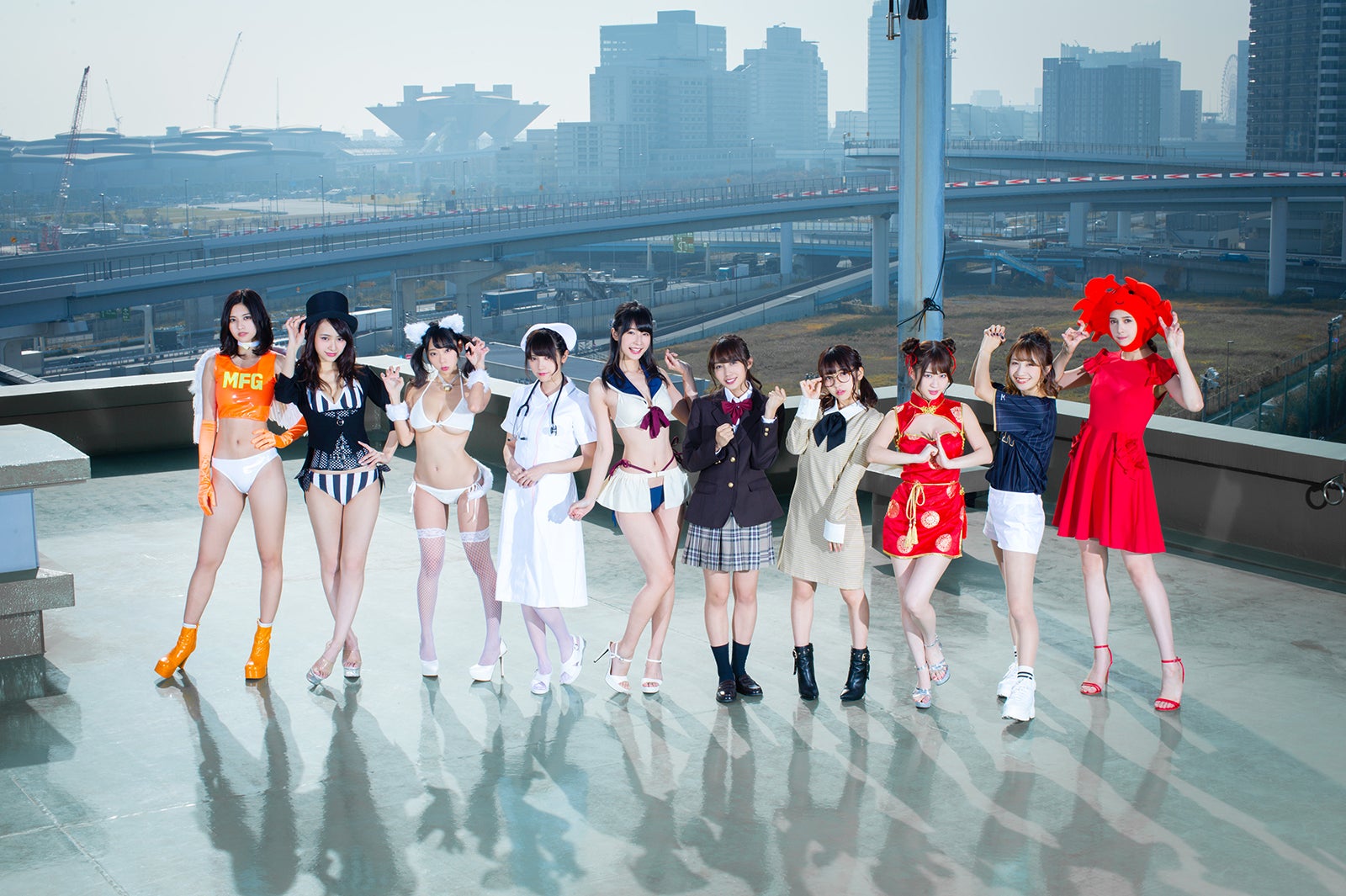 「ゼロイチファミリア」所属タレント（提供画像）