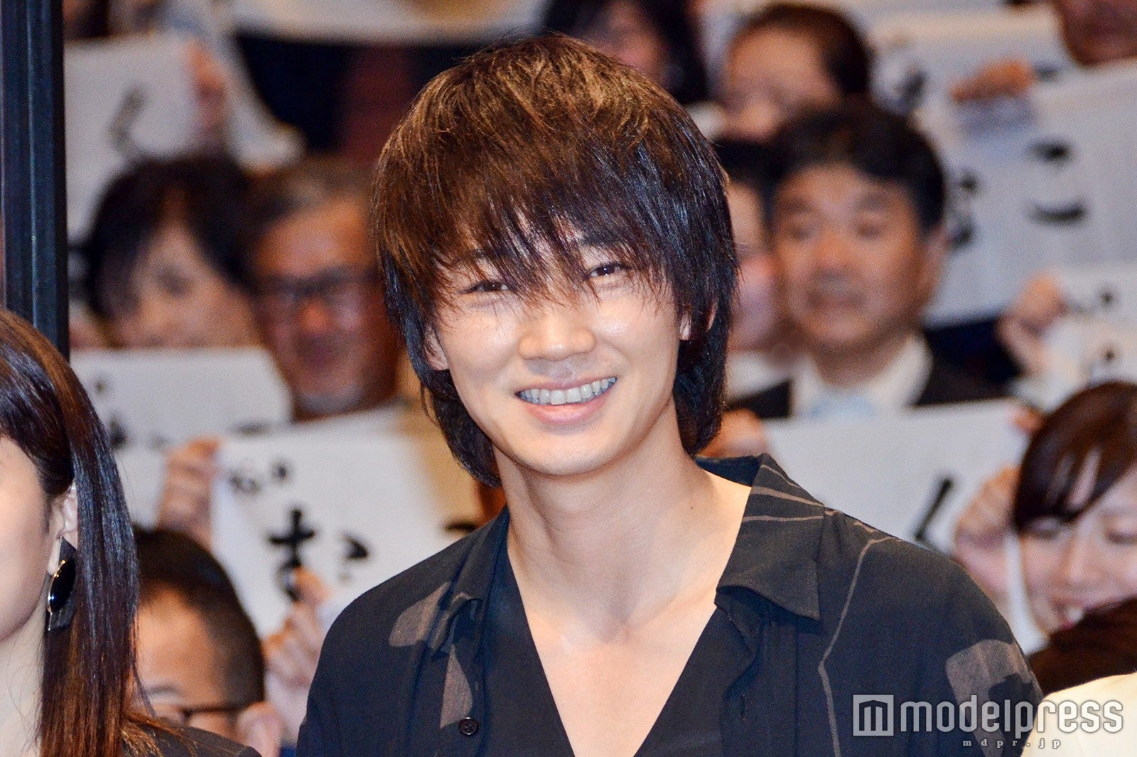 綾野剛の“ライバル”発表に会場沸く　村上虹郎のライバルには納得の声も