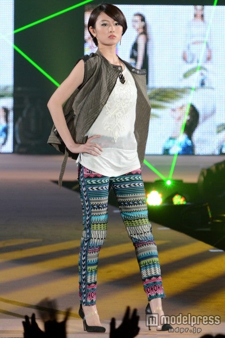 “長澤まさみ似”と話題、ブレイク必至の美女に注目