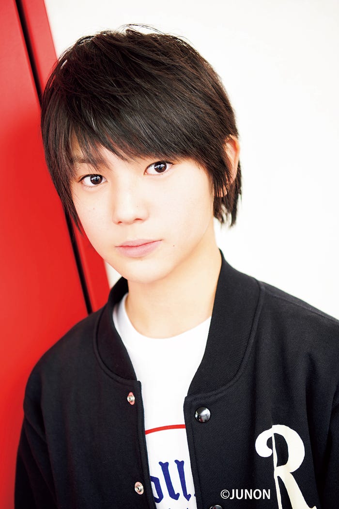 荒木飛羽/「JUNON」3月号より(画像提供:主婦と生活社)