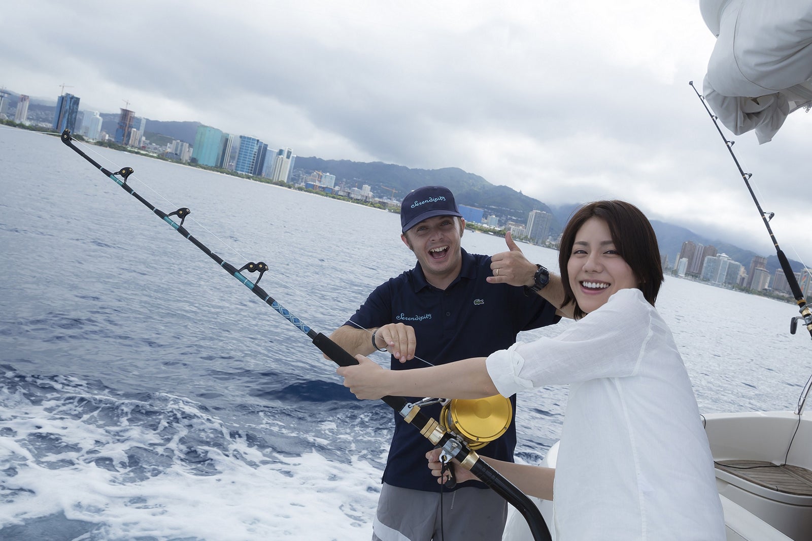 豪華クルーザーでフィッシング（C）テレビ大阪