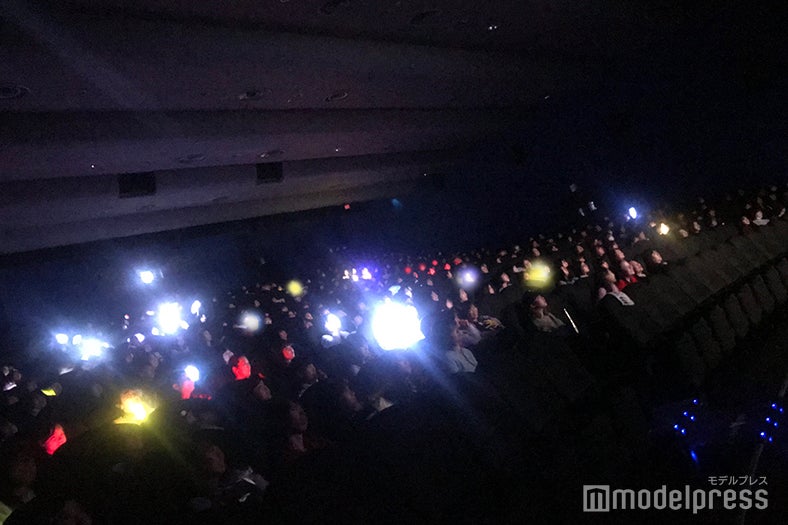 応援上映の様子 （C）モデルプレス