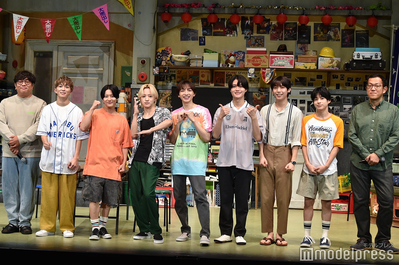 （左から）諏訪雅氏、長瀬結星、安嶋秀生、元木湧、川﨑皇輝、大西風雅、阿達慶、髙橋曽良、上田誠氏（C）モデルプレス