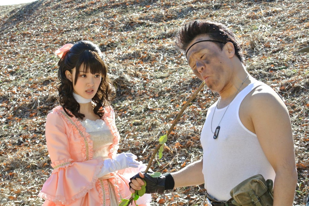 剛力彩芽、橋本じゅん（C）TBS