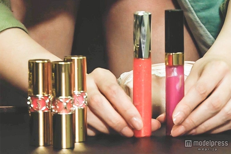 小嶋陽菜からもらったシャネルのレーヴルサンティヤント（一番右）