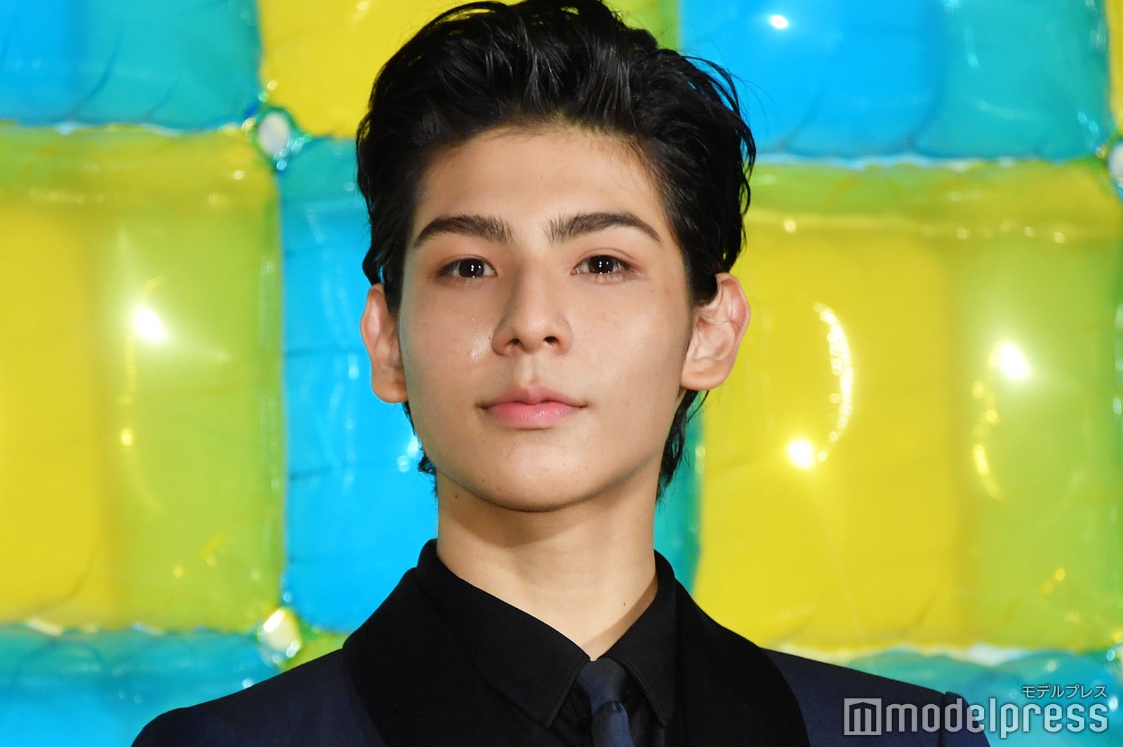 Snow Manラウール、初単独主演映画は「心がぷるぷる」“共演者の膝の上で甘えていた”秘話明らかに＜ハニーレモンソーダ＞