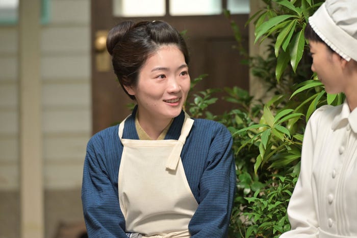 東野絢香、見上愛「風、薫る」第61話(C)NHK