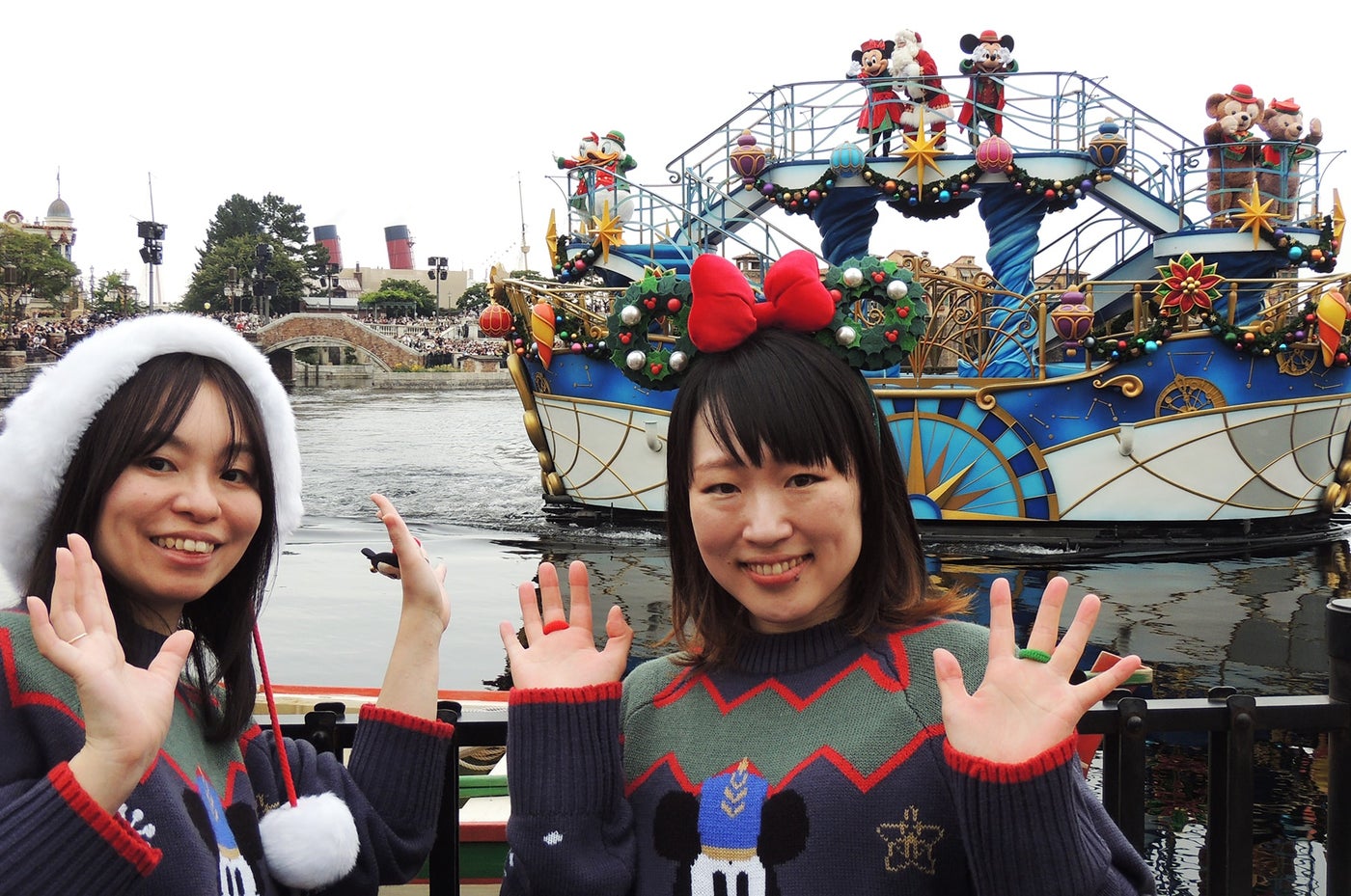 東京ディズニーシーのハーバーショー「ディズニー・クリスマス・グリーティング」