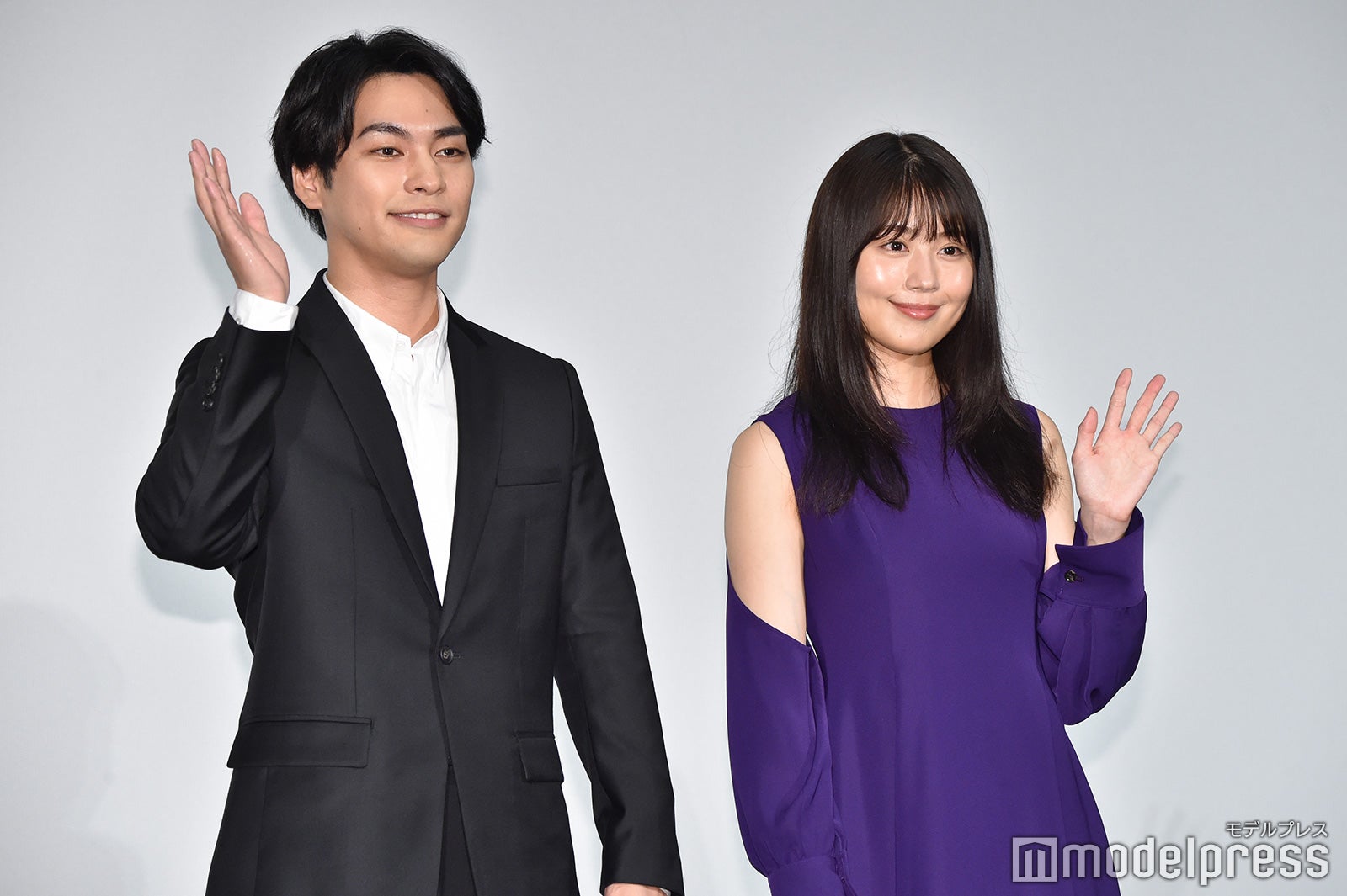 柳楽優弥、有村架純（C）モデルプレス