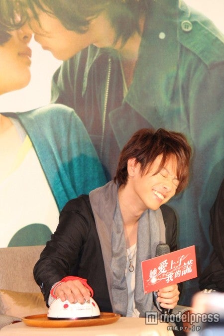 「嘘発見器」のゲームに挑んだ佐藤健