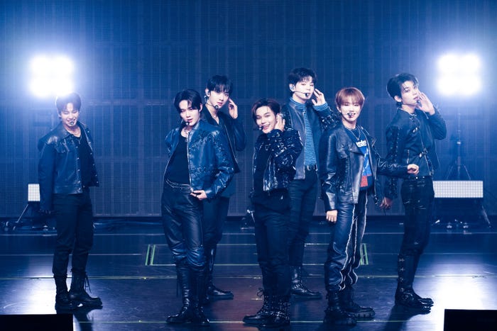 EVNNE(C)The Performance/撮影:田中聖太郎写真事務所