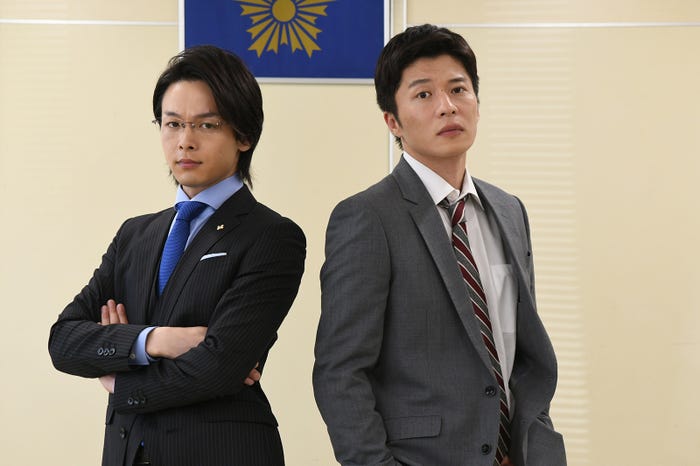 中村倫也、田中圭(C)テレビ朝日