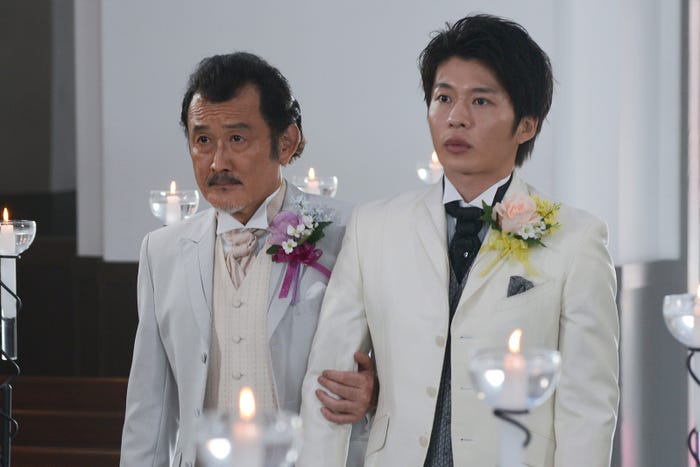 吉田鋼太郎、田中圭/「おっさんずラブ」最終話より(C)テレビ朝日