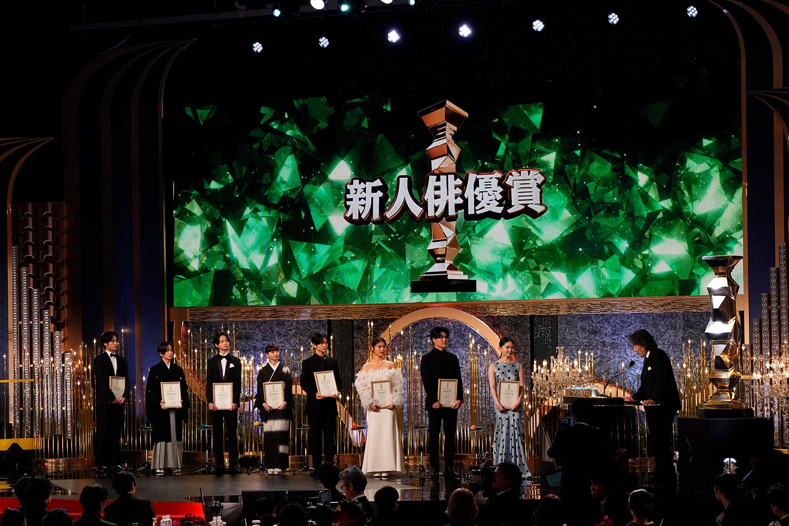 赤楚衛二、板垣李光人、越山敬達、齋藤飛鳥、齋藤潤、渋谷凪咲、森本慎太郎、山田杏奈、役所広司（C）日本アカデミー協会