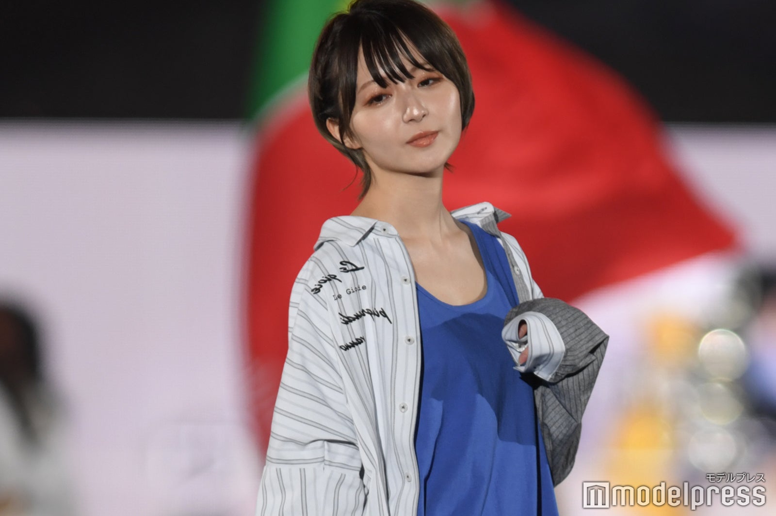 こばしり。 （C）モデルプレス